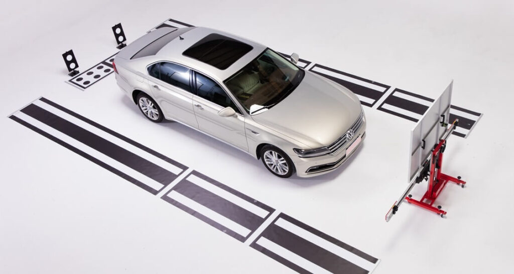 KAMERY RADARY Systemy Bezpieczeństwa ADAS